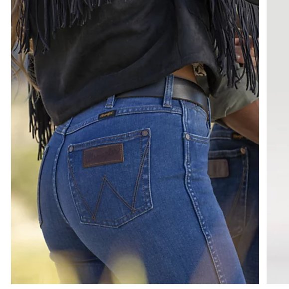 Wrangler Denim - WOMEN'S DISTRESSED WRANGLER RETRO TROUSER BOOT JEANS 25X32